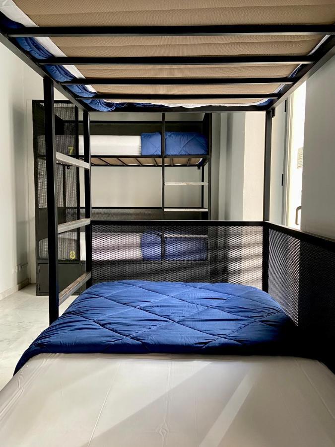 Joy Setas Coworking Hostel Sevilla Kültér fotó