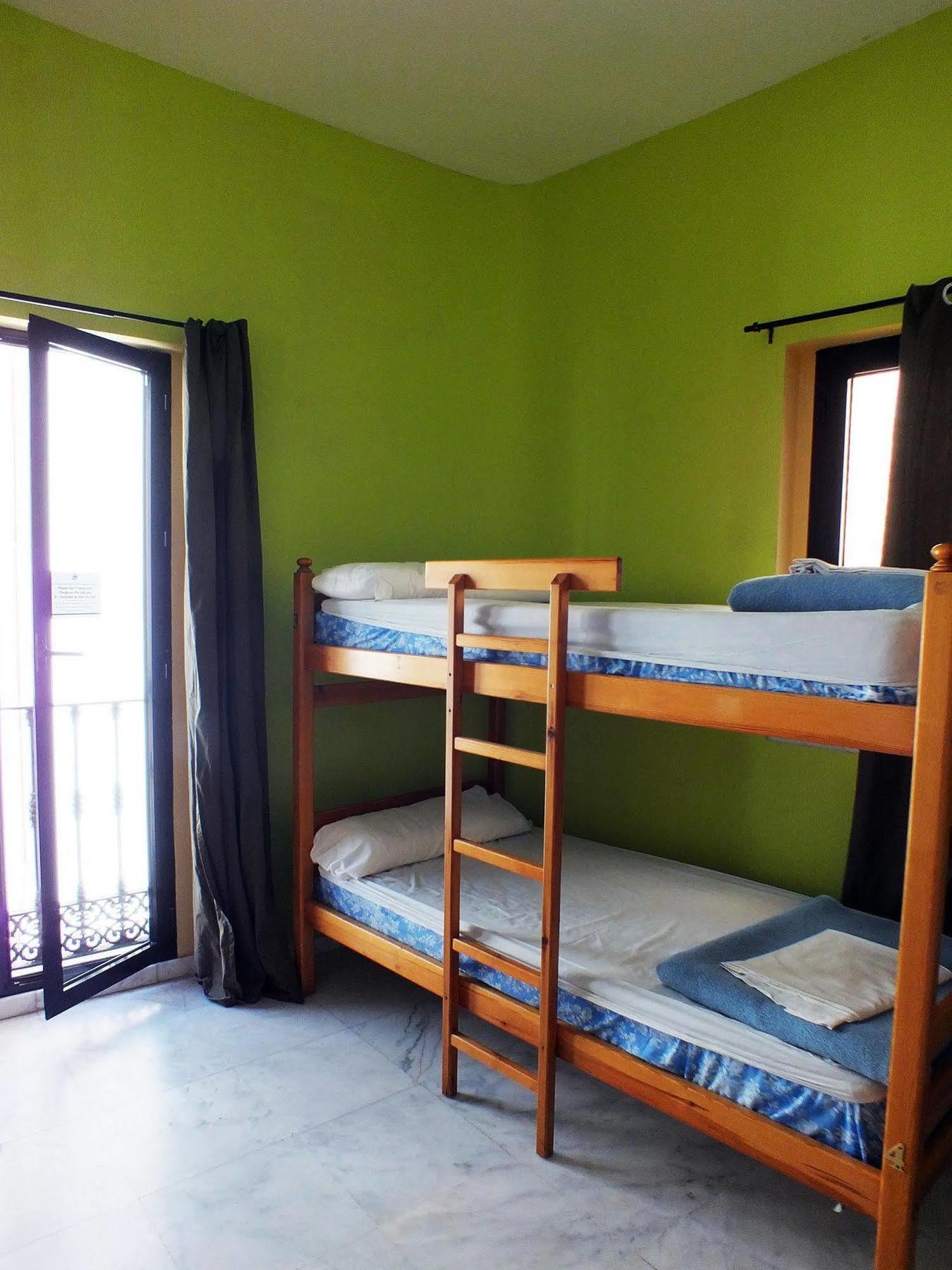 Joy Setas Coworking Hostel Sevilla Kültér fotó